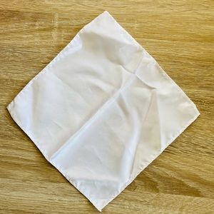 ✨5/$5 | Men’s Silky White Pocket Square✨